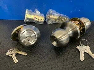 A lock set